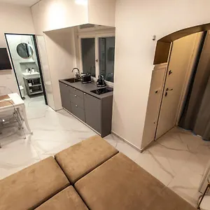 https://divine-nest.hotels-in-ljubljana.com