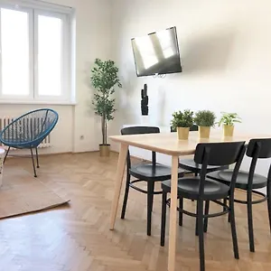 Bright, Lovely And Quiet At The Heart Of Vienna, Nachmarkt, Center Apartment Vienna
